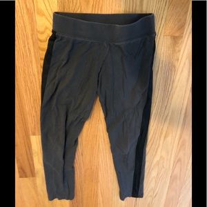 Women’s Charcoal Gray Yoga Pants